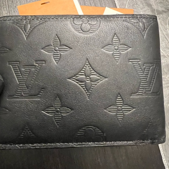 Genuine,authentic, Louis Vuitton men’s wallet! EXCELLENT CONDITION! Lightly worn - Picture 7 of 13